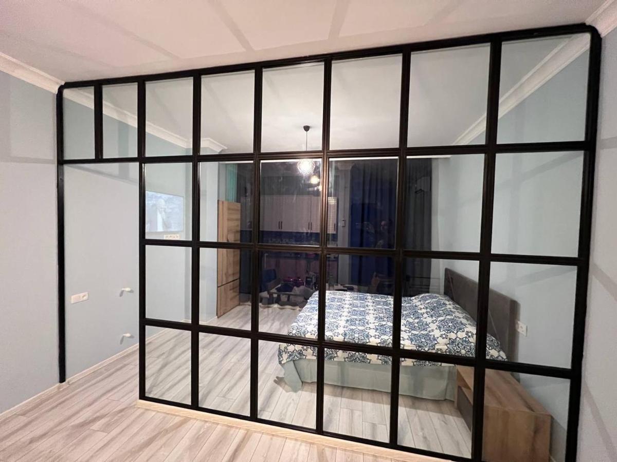 Apartment Merabi Batumi Exterior photo