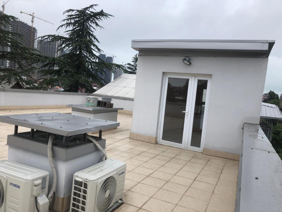 Apartment Merabi Batumi Exterior photo