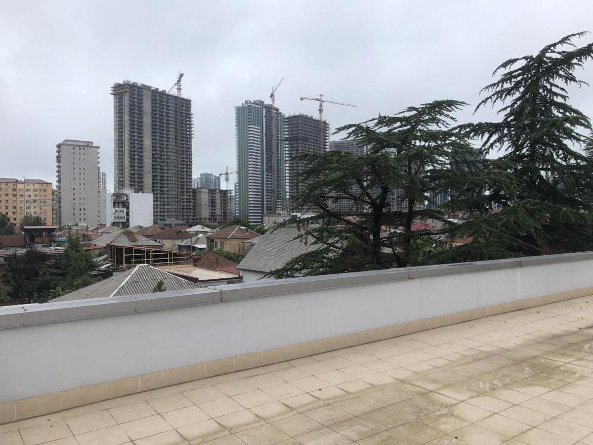 Apartment Merabi Batumi Exterior photo