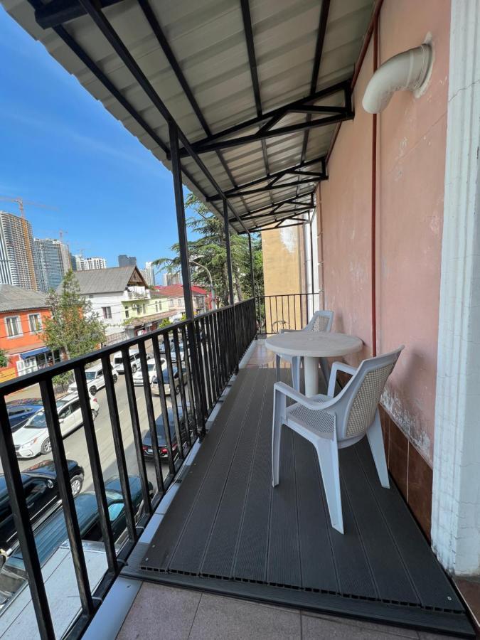 Apartment Merabi Batumi Exterior photo