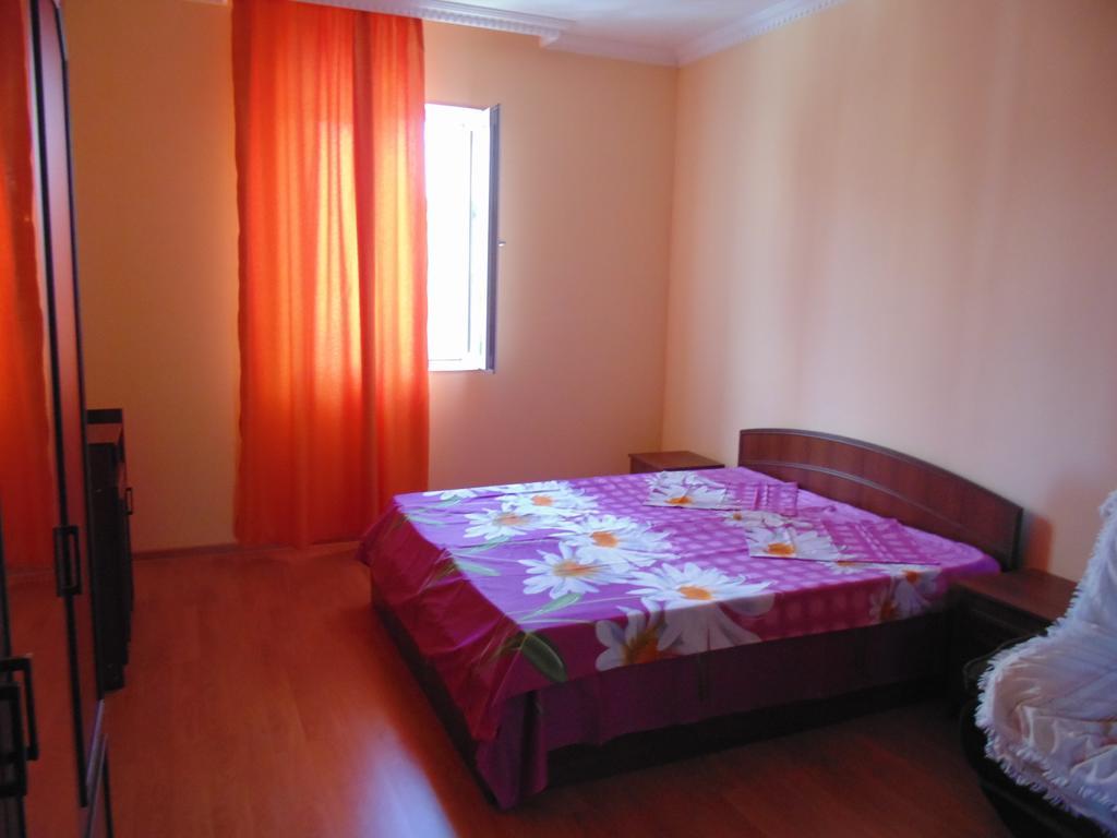 Apartment Merabi Batumi Room photo
